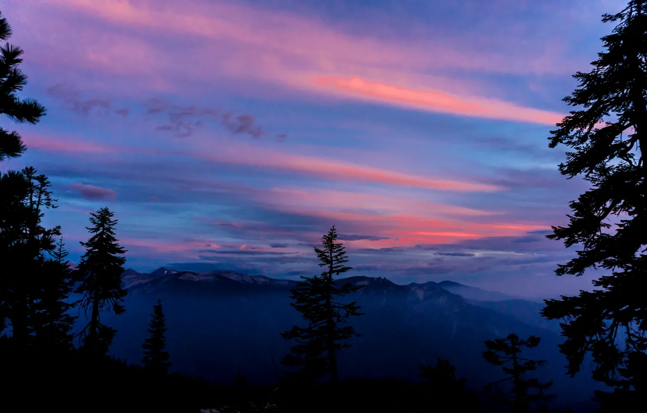 Фото обои небо, облака, деревья, закат, горы, тучи, природа, США