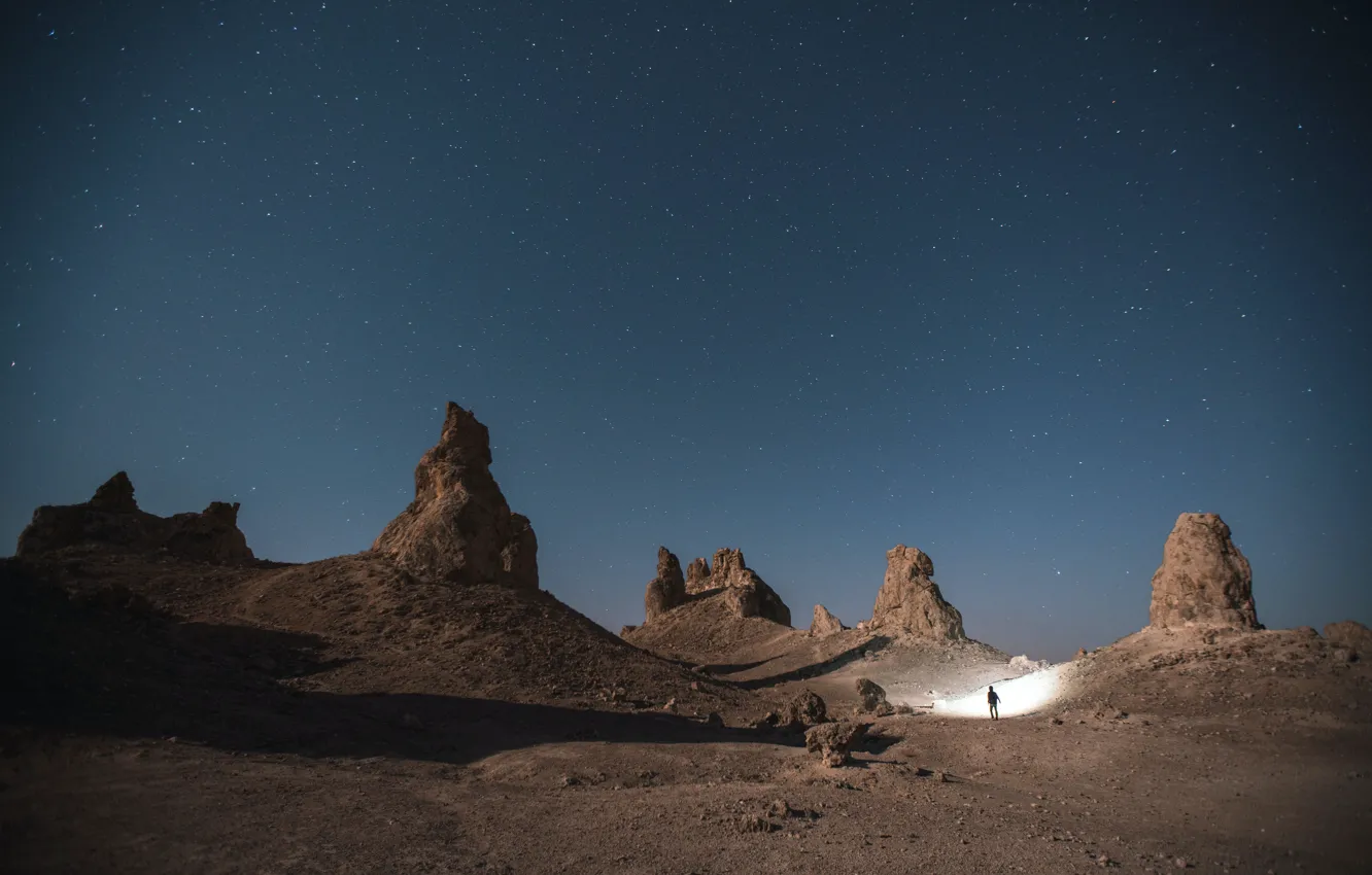 Фото обои ночь, скалы, пустыня, desert, night, rocks, звездное небо, starry sky