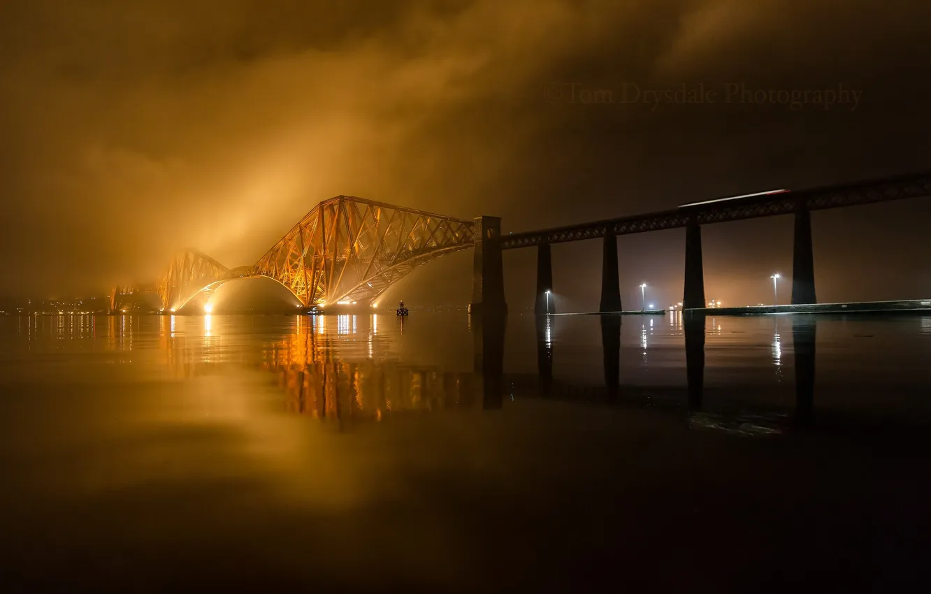Фото обои ночь, мост, огни, туман, река