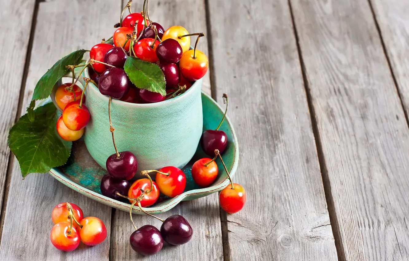 Фото обои вишня, стакан, доски, ягода, черешня, cherry, berries