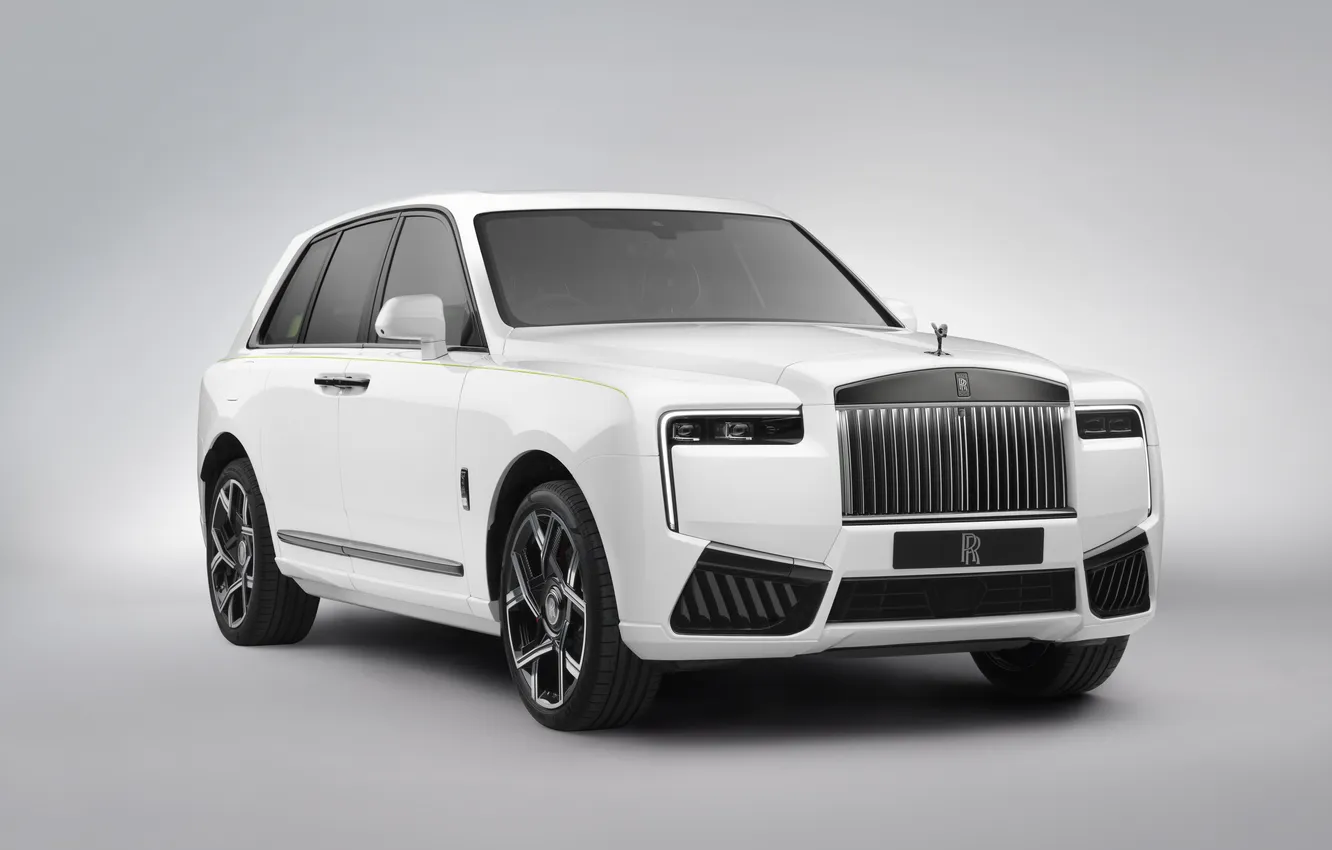 Фото обои Rolls-Royce, 2024, Rolls-Royce Black Badge Cullinan