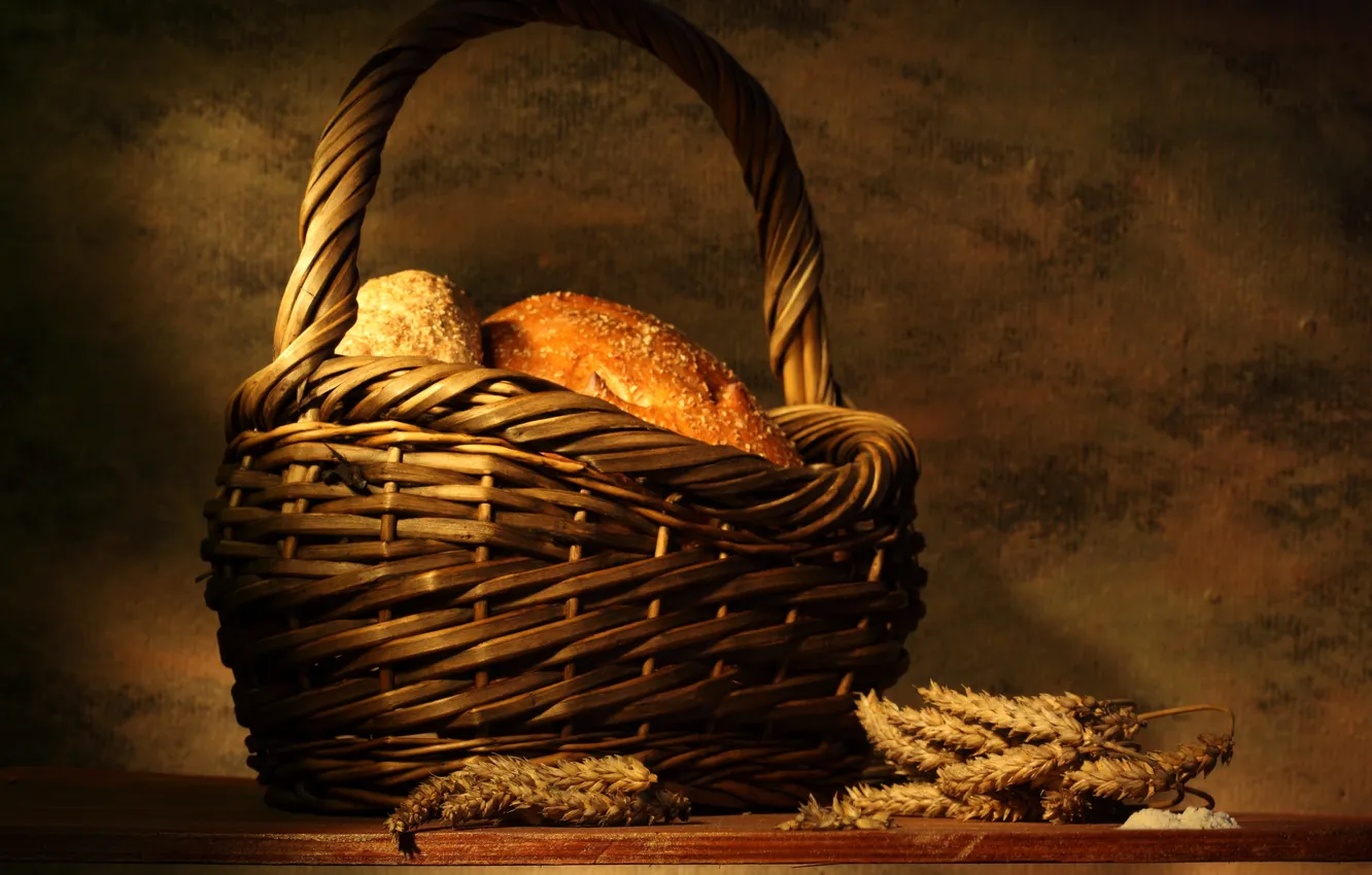 Фото обои стол, корзина, хлеб, колосья