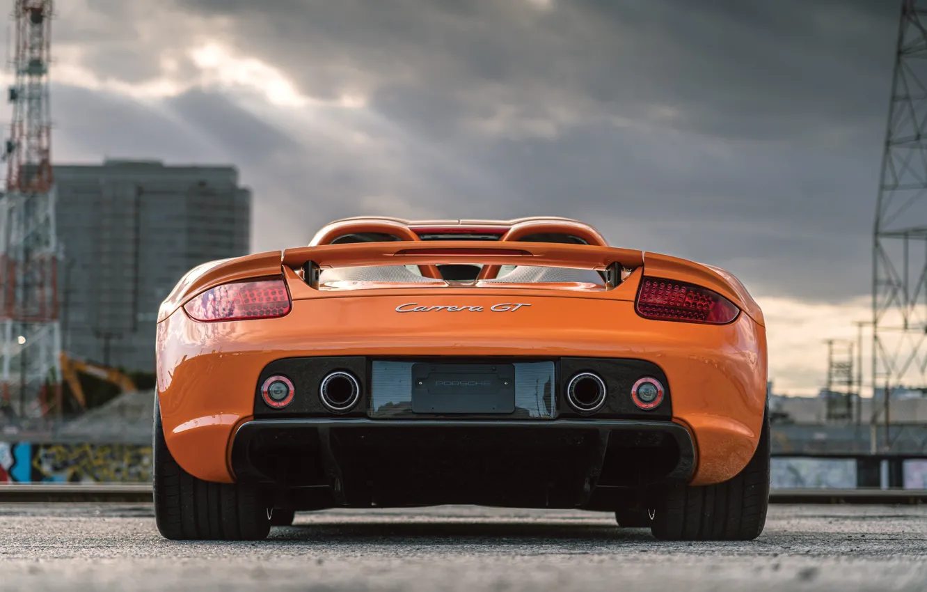 Фото обои Porsche, orange, Porsche Carrera GT, rear view