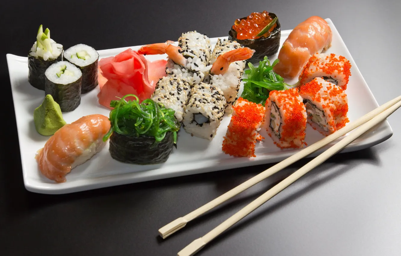 Фото обои Japan, суши, роллы, имбирь, палочки для еды