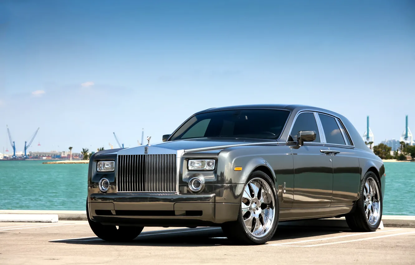 Фото обои Rolls-Royce, Phantom, Wheels, Hrome