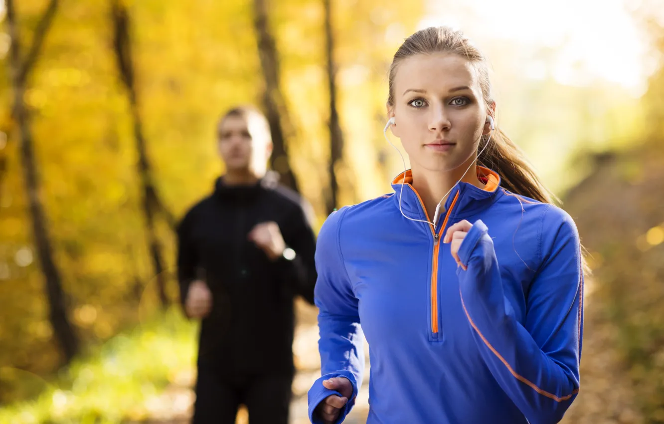 Фото обои autumn, running, sportswear, outdoor training
