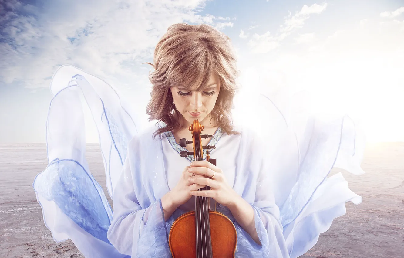 Фото обои небо, пустыня, скрипка, violin, Линдси Стирлинг, Lindsey Stirling