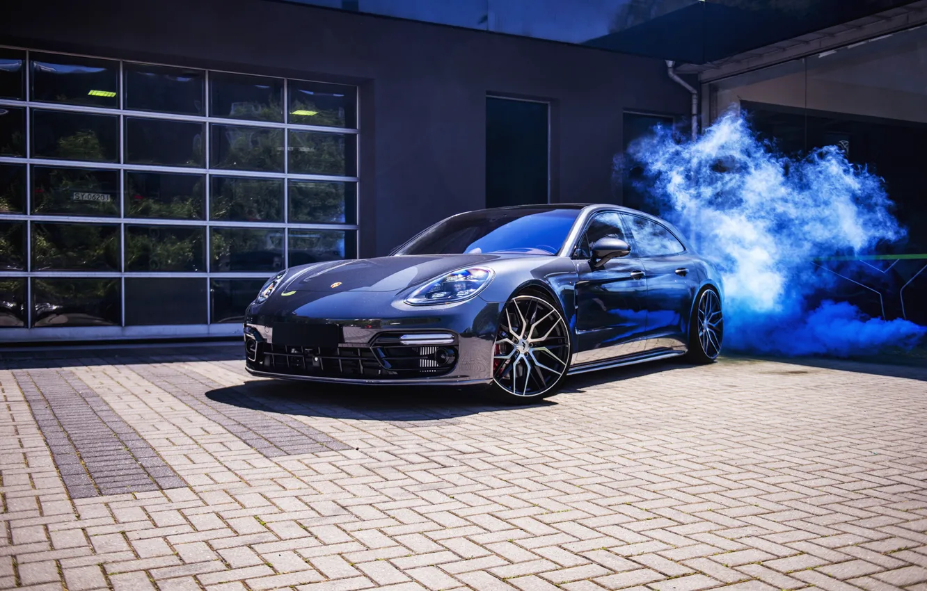 Фото обои Porsche, Panamera, Wall, Smoke, Turbo S, Reflection, VAG