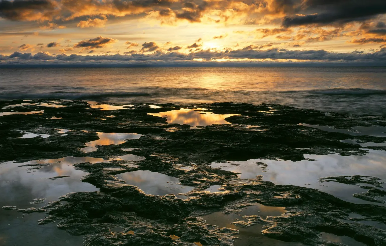 Фото обои море, небо, вода, облака, закат, природа, берег