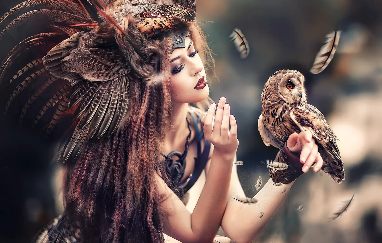 Фото обои девушка, лицо, поза, ресницы, стиль, сова, птица, волосы