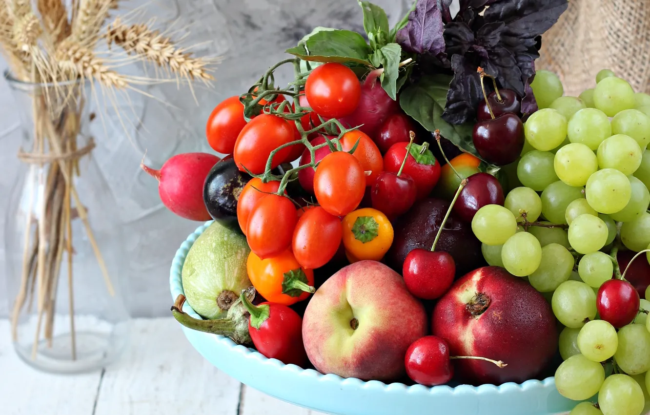 Фото обои виноград, баклажан, перец, фрукты, овощи, помидоры, черешня, нектарин