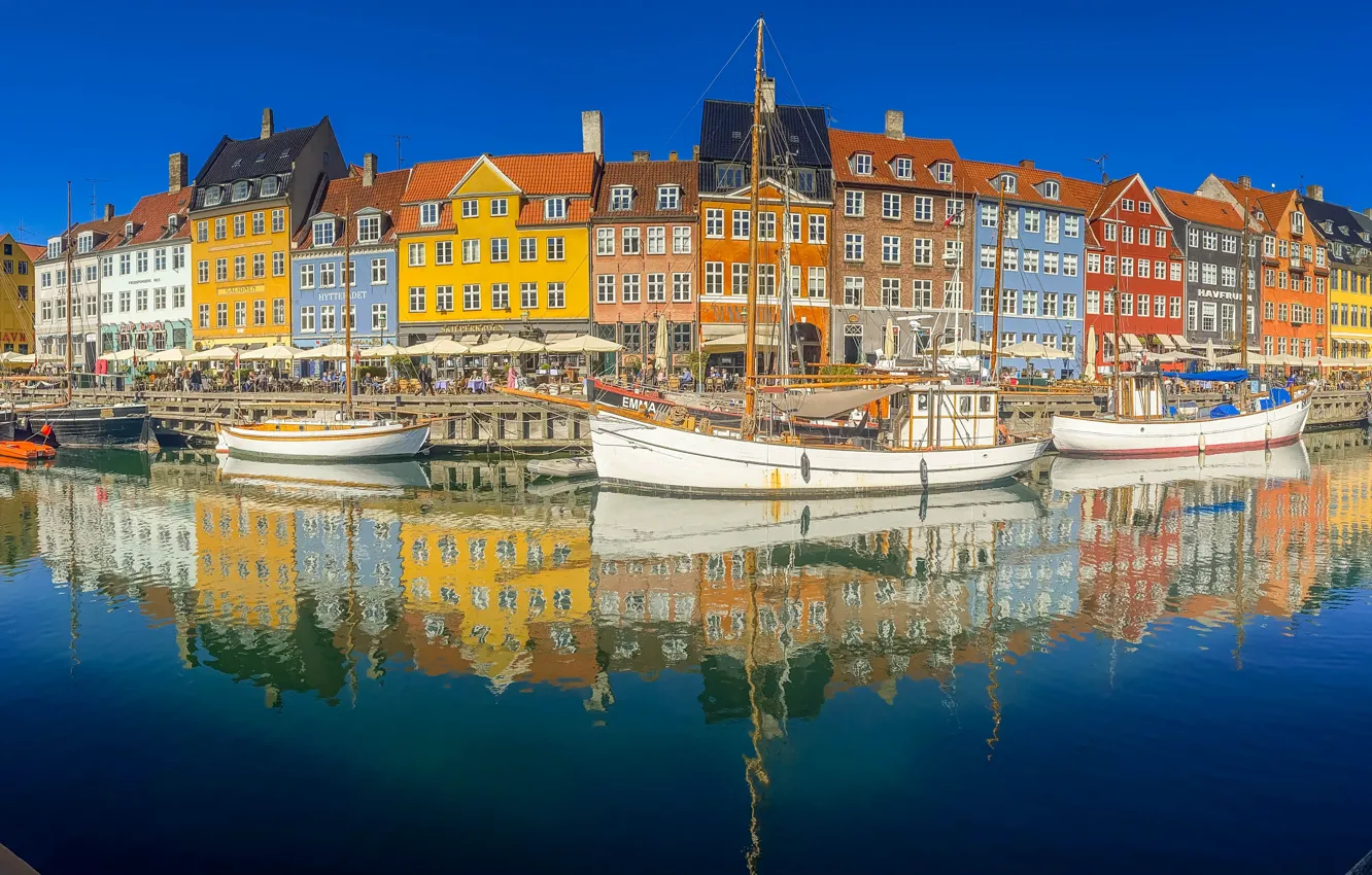 Фото обои отражение, здания, дома, причал, Дания, панорама, канал, набережная