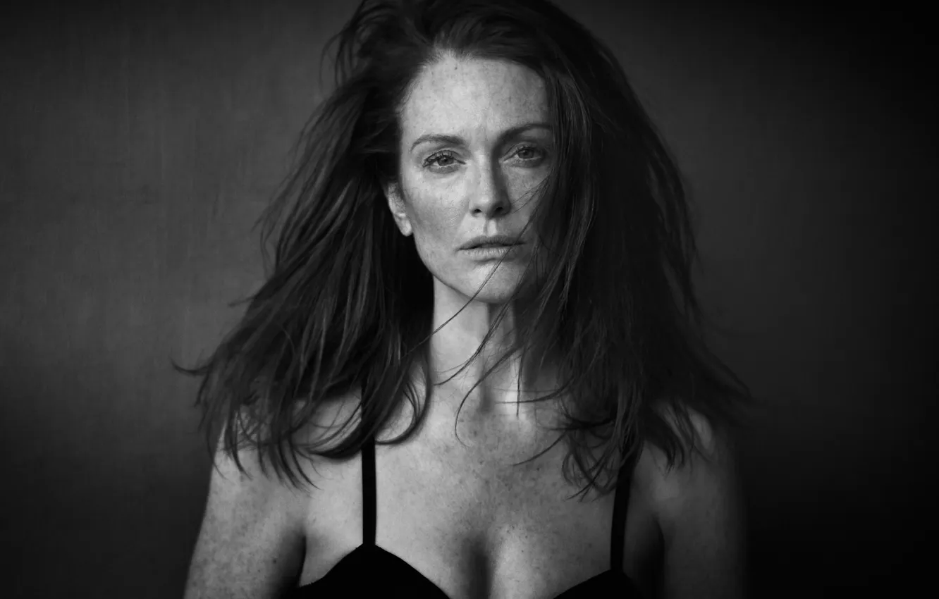 Фото обои portrait, Julianne Moore, Black White, Peter Lindbergh