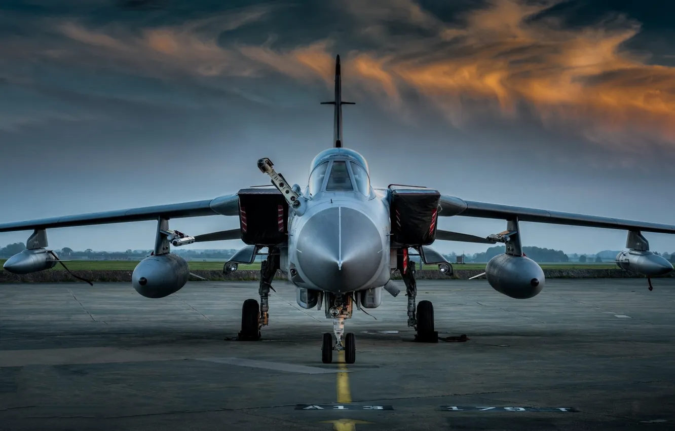 Фото обои небо, закат, самолёт, Panavia Tornado