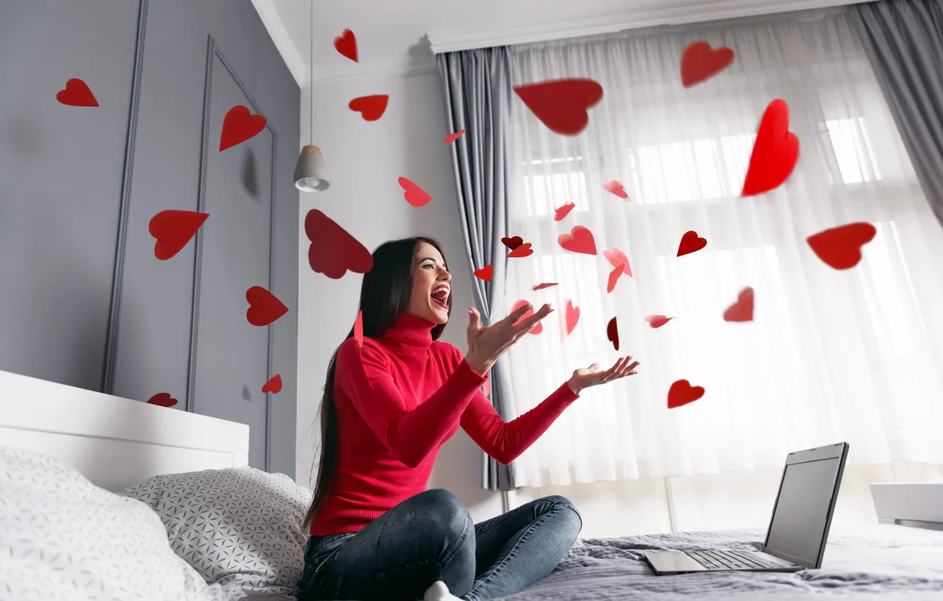 Фото обои Love, Девушка, Любовь, Сердечки, Ноутбук, Праздник, 14 февраля, День Святого Валентина