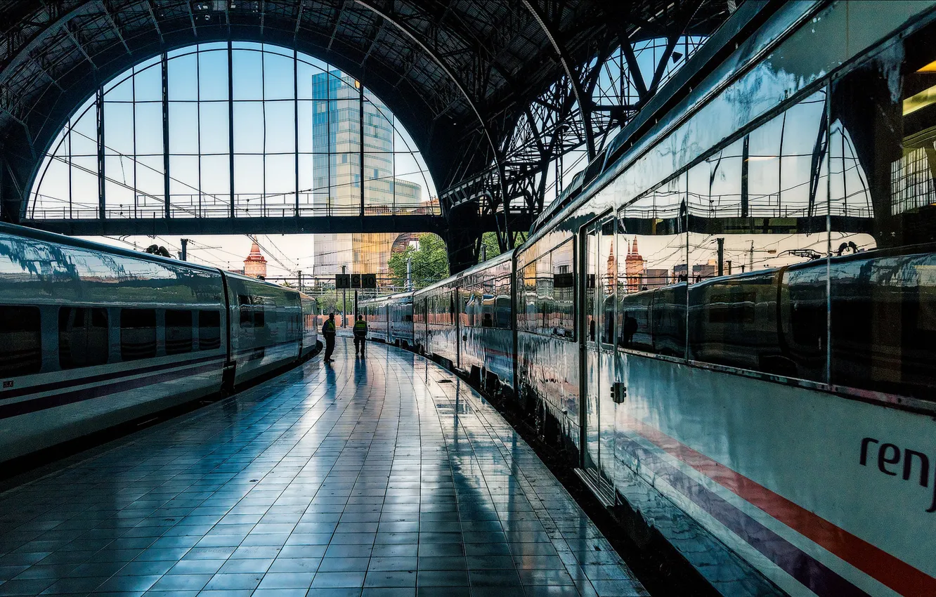 Фото обои поезд, перрон, Испания, Барселона, Французский вокзал