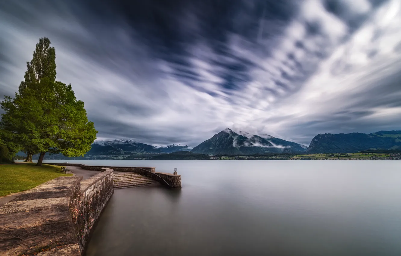 Фото обои Switzerland, Bern, Swiss Alps, Lake Thun, propeller clouds