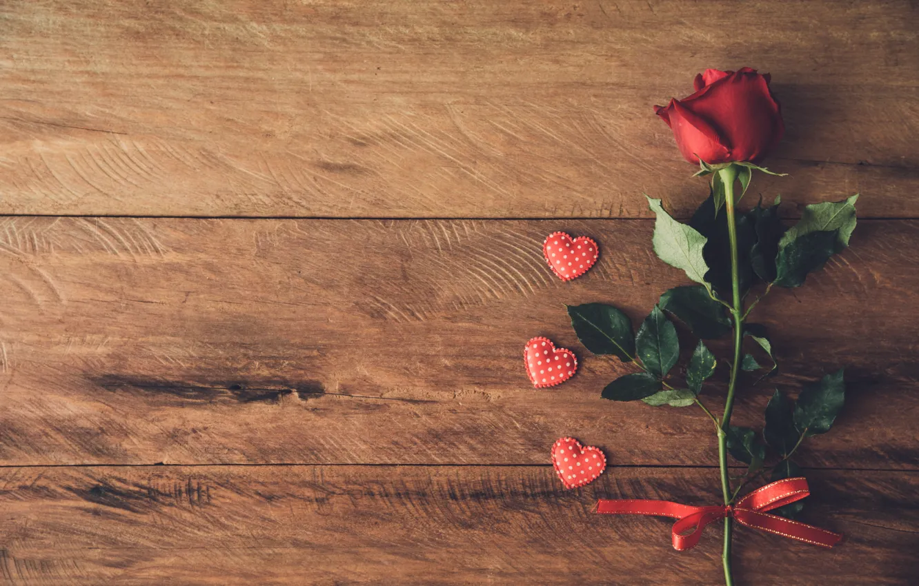 Фото обои любовь, сердце, роза, red, love, rose, flower, wood