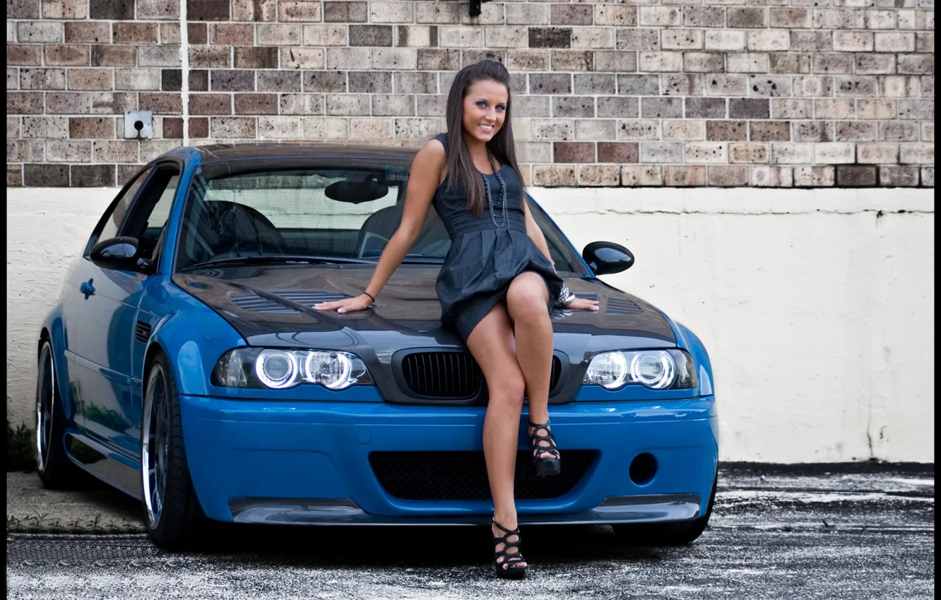 Фото обои авто, взгляд, девушка, улыбка, Девушки, BMW