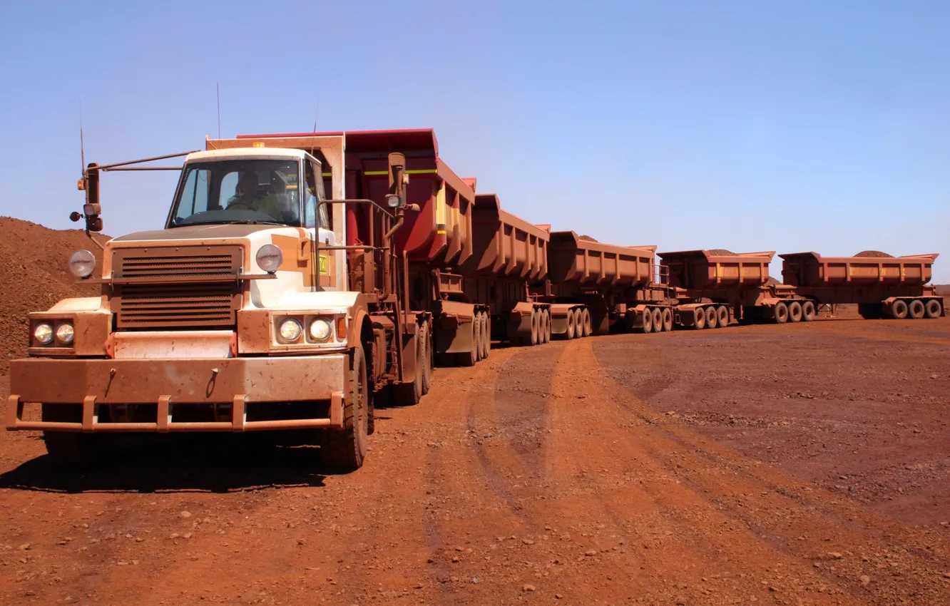 Фото обои небо, грузовик, тягач, T1250, Powertrans, Pit Hauler