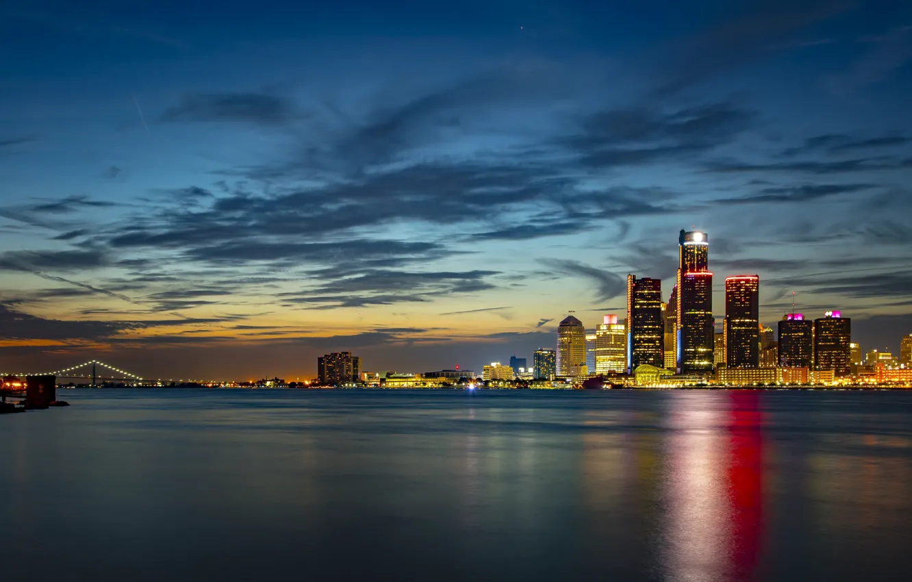 Фото обои небо, река, здания, Мичиган, ночной город, небоскрёбы, Detroit, Детройт