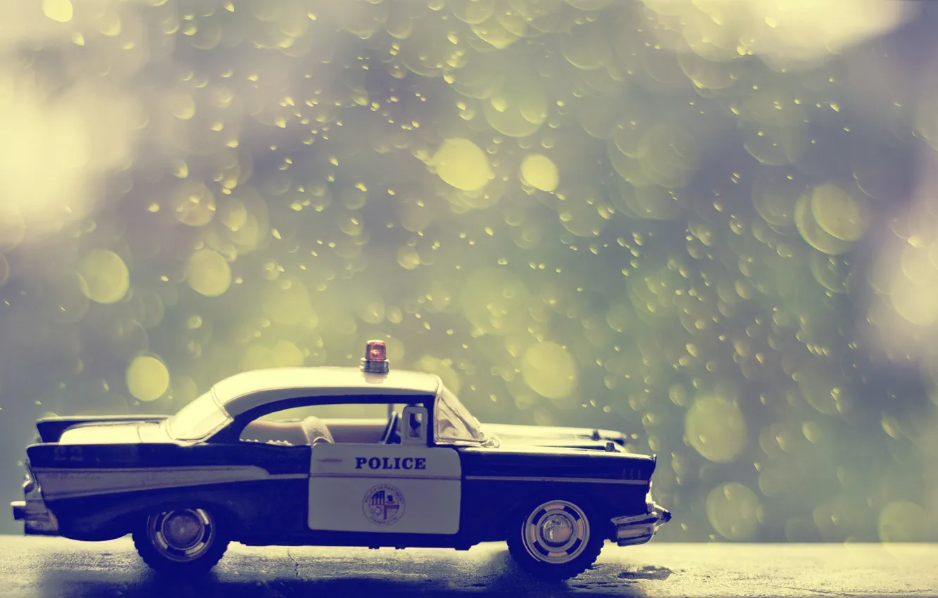 Фото обои car, машина, игрушка, полиция, доска, автомобиль, police, игрушечная