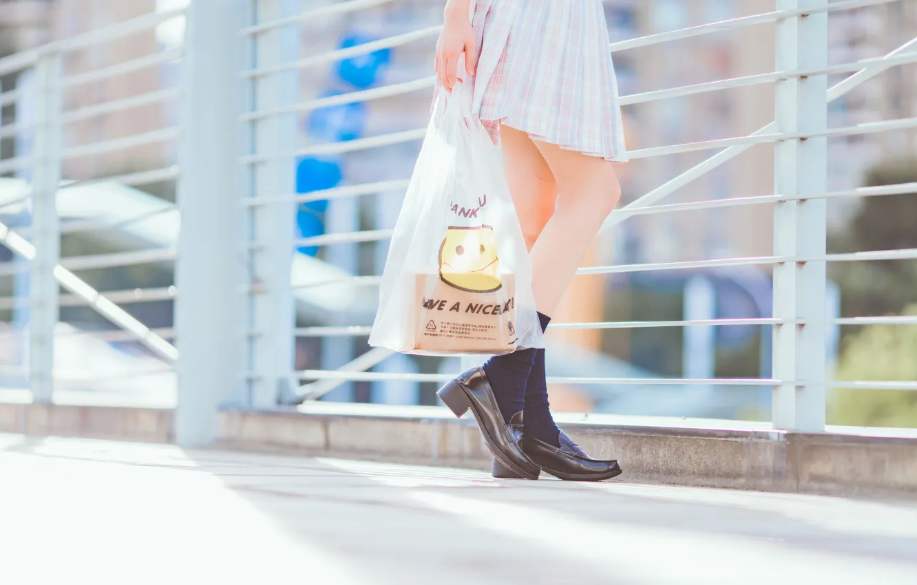 Фото обои Asian, Model, Plastic, Woman, Shoes, Sunlight, Outdoor, Uniform