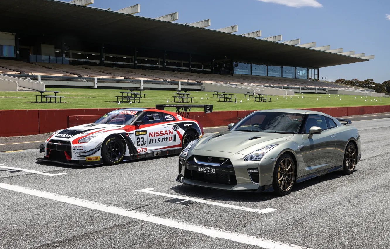 Gtr 4 racetrack grey