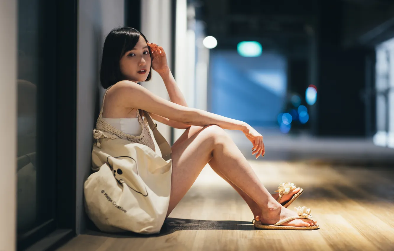 Фото обои девушка, улица, азиатка