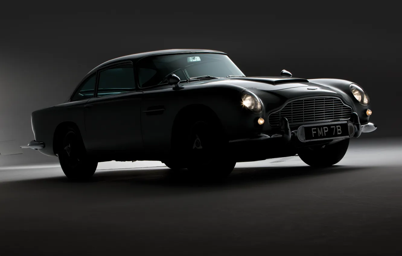 Фото обои серый, Aston Martin, тень, классика, 1964, DB5, автомобиль Джеймса Бонда