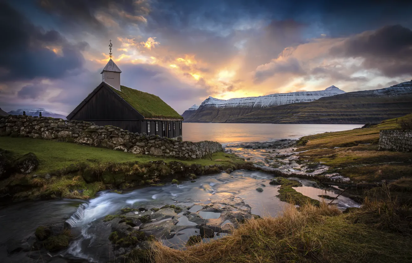 Фото обои пейзаж, природа, океан, скалы, утро, церковь, Фарерские острова, Фареры