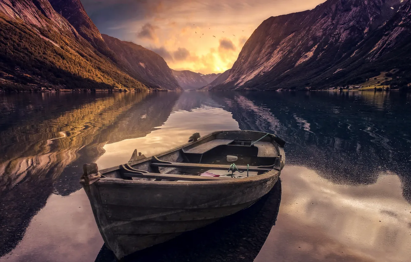 Фото обои горы, озеро, лодка