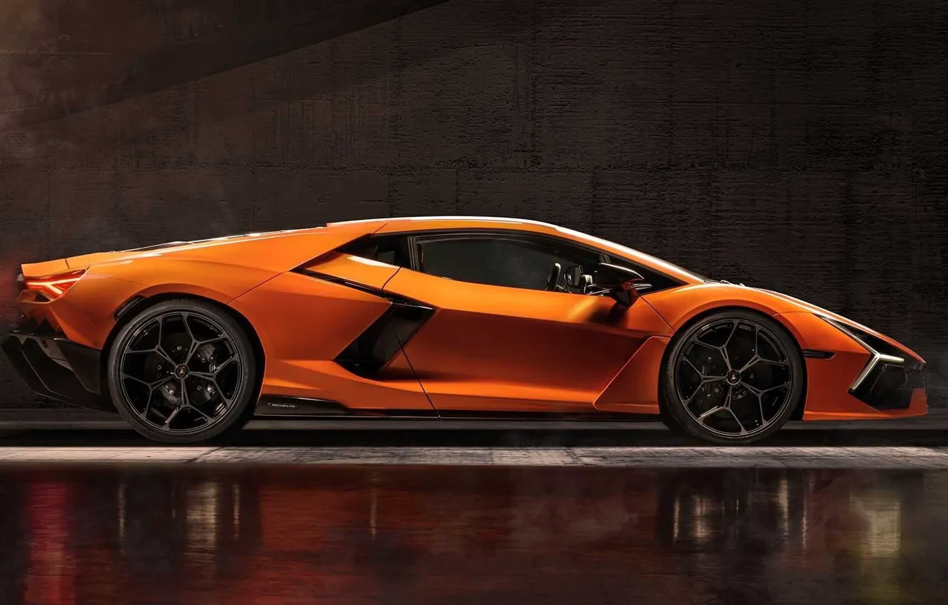 Фото обои Lamborghini, суперкар, вид сбоку, 2023, Lamborghini S.p.A., Revuelto, Lamborghini Revuelto