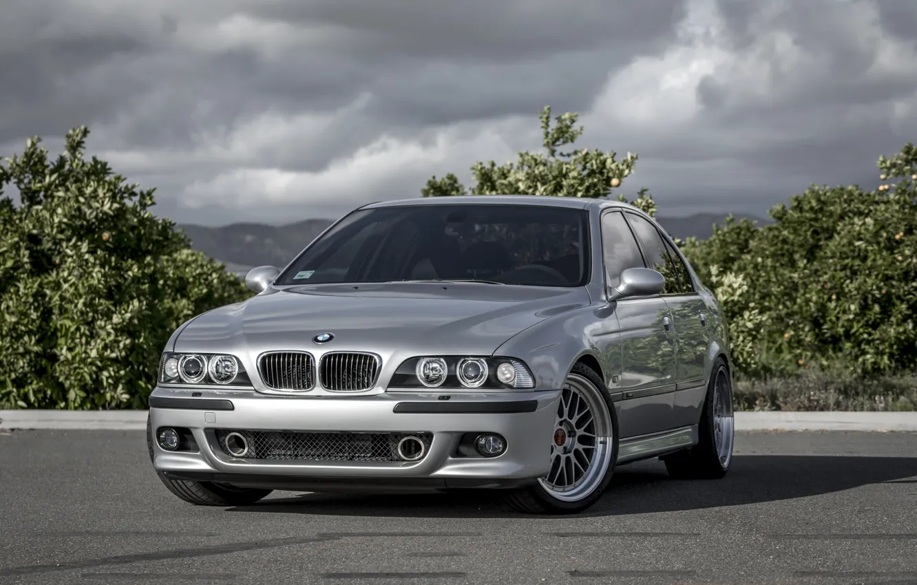 Фото обои BMW, Classic, Bavaria, E39, Silver