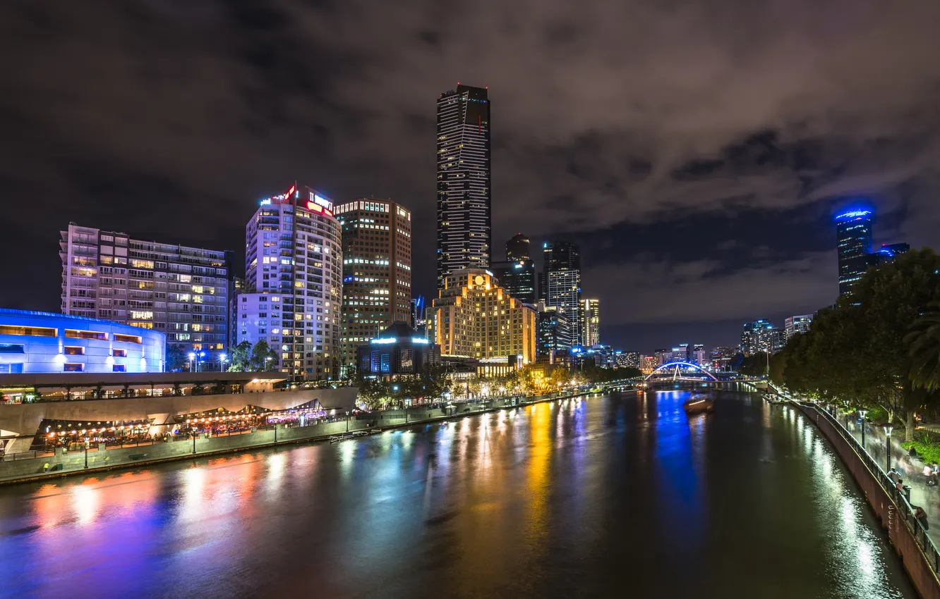 Фото обои lights, landscape, night, neon, mirror, landmark, melbourne, langham