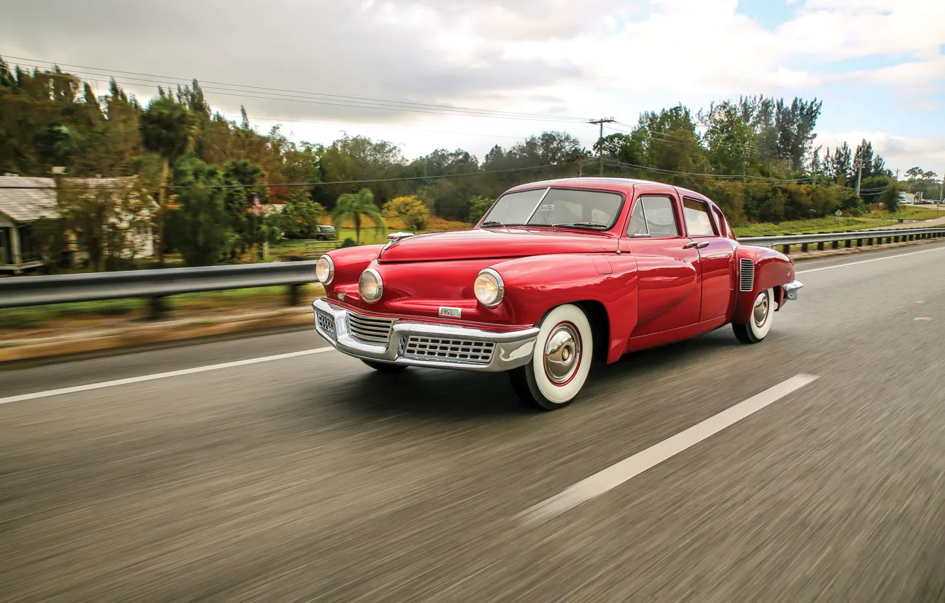 Фото обои Красный, Ретро, Движение, Автомобиль, 1948, Sedan, Металлик, Tucker
