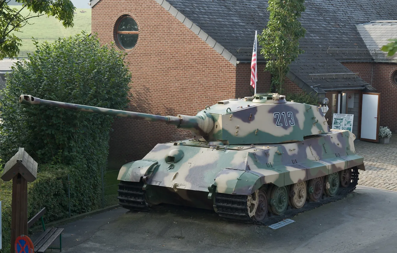 Фото обои танк, Бельгия, Вторая мировая война, немецкий, тяжёлый, «Короле́вский тигр», «Königstiger», Ла-Глезе