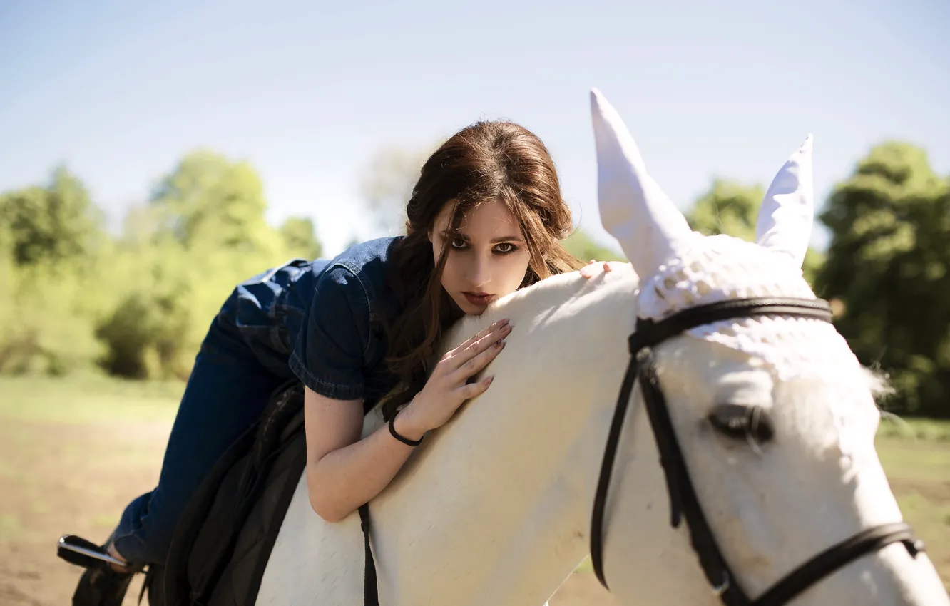 Фото обои взгляд, девушка, конь, лошадь, Алина Колесникова