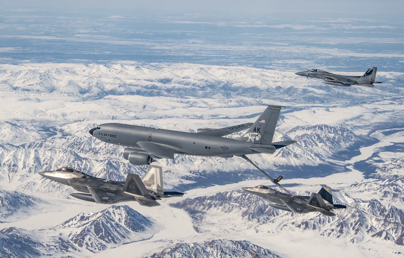 Фото обои ВВС США, McDonnell Douglas F-15 Eagle, военно-транспортный самолёт, многоцелевой истребитель пятого поколения, самолёт-заправщик, Boeing KC-135 …