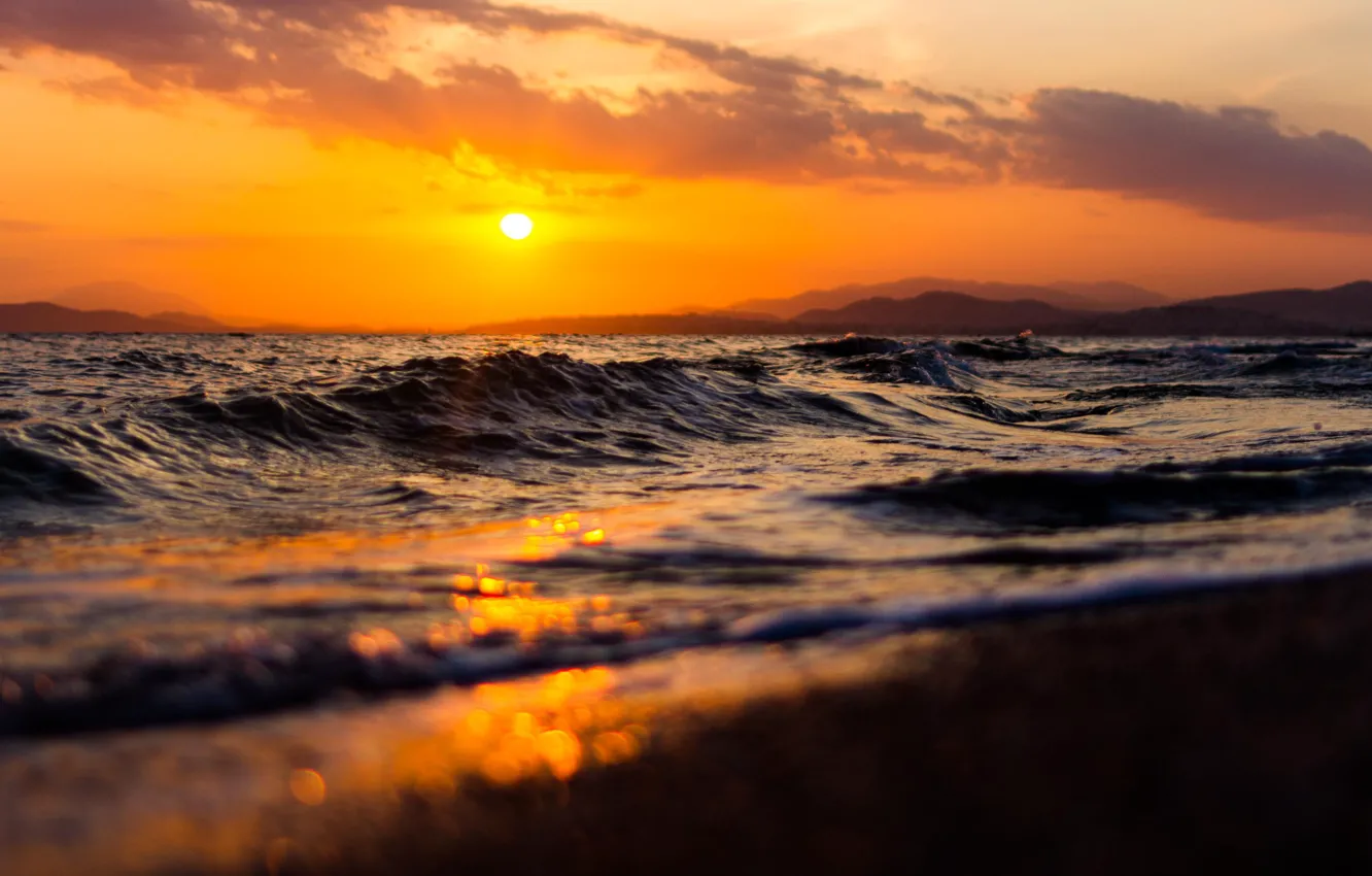 Фото обои волны, пляж, закат, холмы, waves, beach, sunset, hills