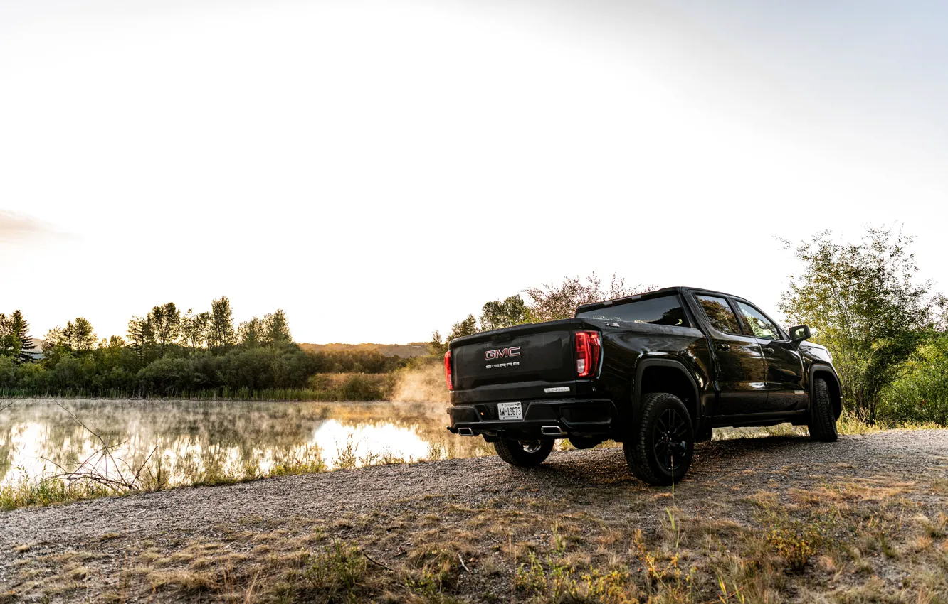 Фото обои берег, пикап, водоём, 2018, GMC, Sierra, Crew Cab, 2019