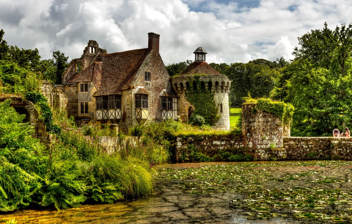 Фото обои зелень, облака, деревья, мост, природа, пруд, замок, Англия
