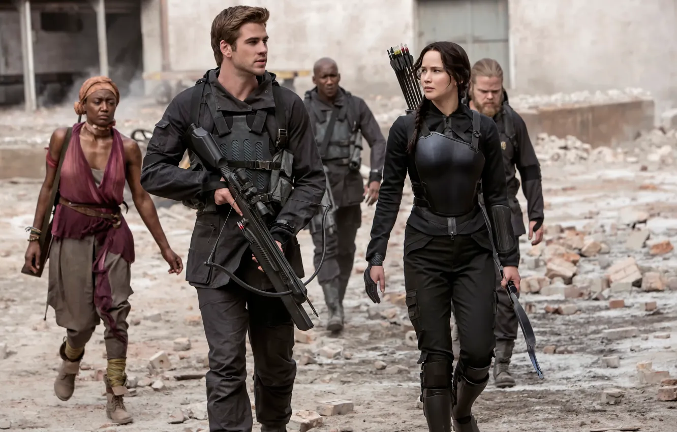 Фото обои Jennifer Lawrence, Katniss, The Hunger Games:Mockingjay, Liam Hemsworth, Голодные игры:Сойка-пересмешница, Gale Hawthorne