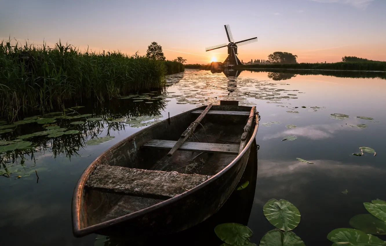Фото обои рассвет, лодка, утро, мельница, канал, Нидерланды, South Holland, Overslingeland