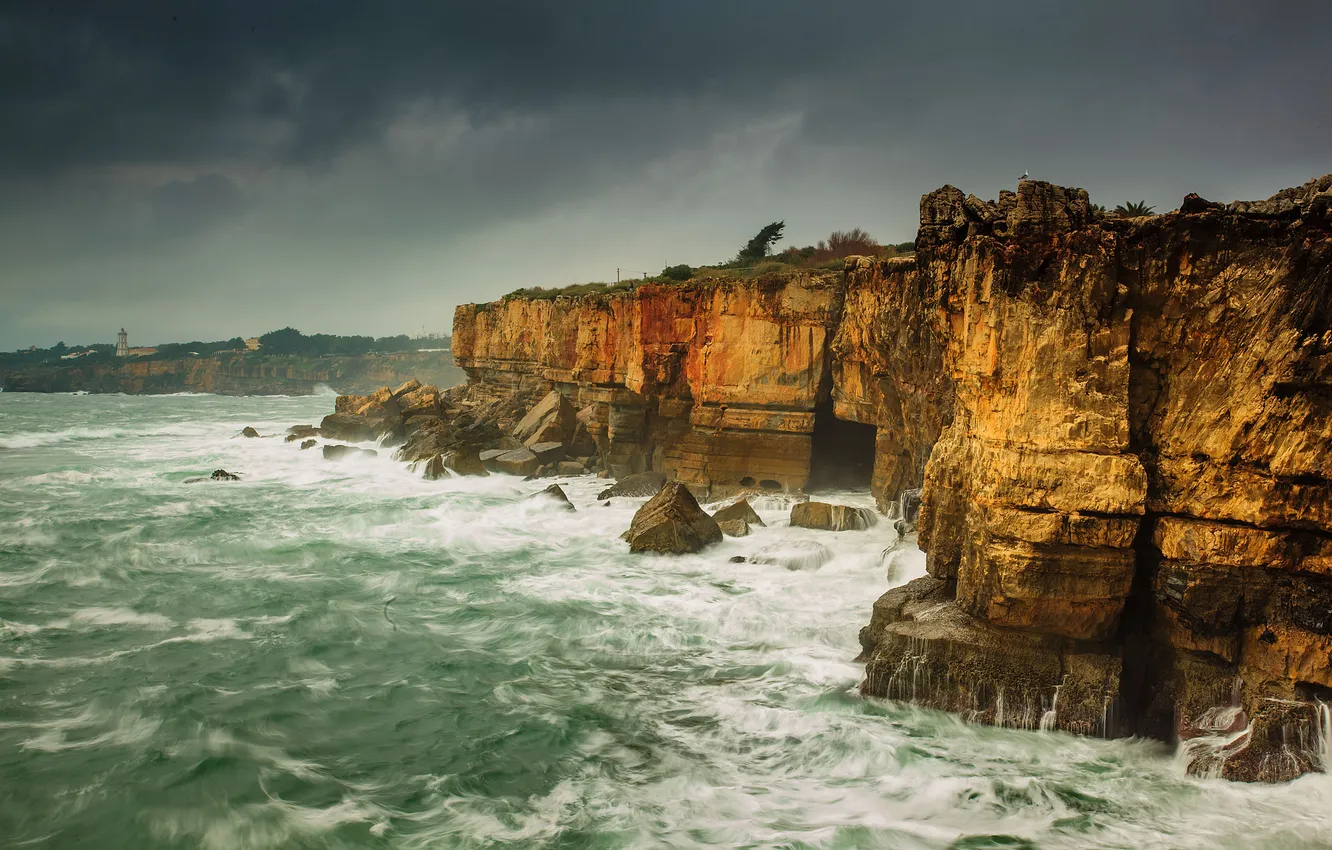 Фото обои море, шторм, скалы, побережье