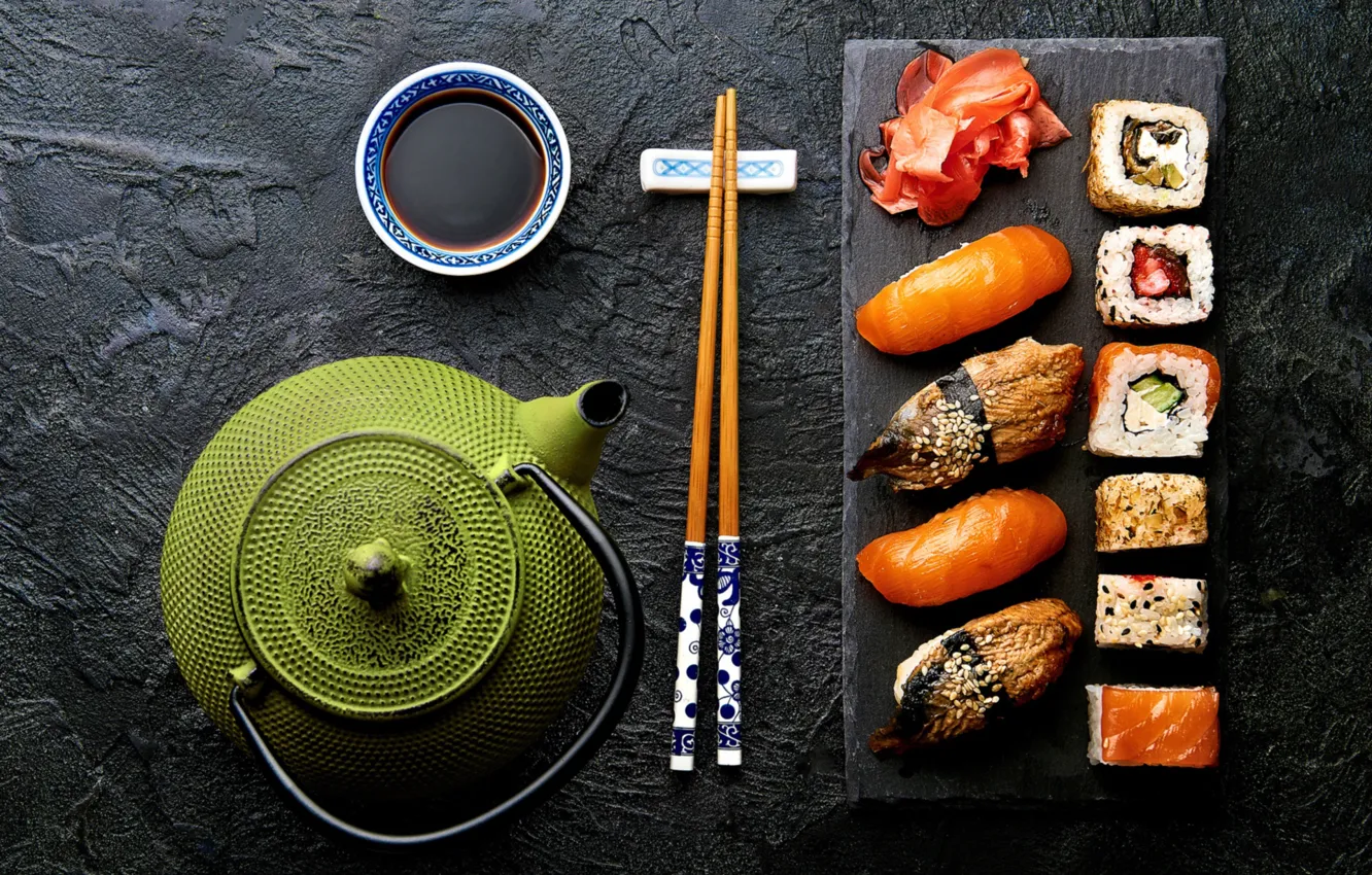 Фото обои чайник, соус, суши, роллы