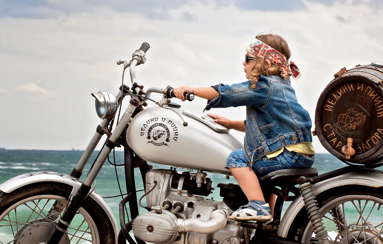 Фото обои настроение, мальчик, мотоцикл