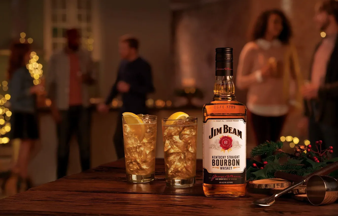 Фото обои огни, люди, праздник, Новый Год, вечеринка, виски, выпивка, Jim Beam