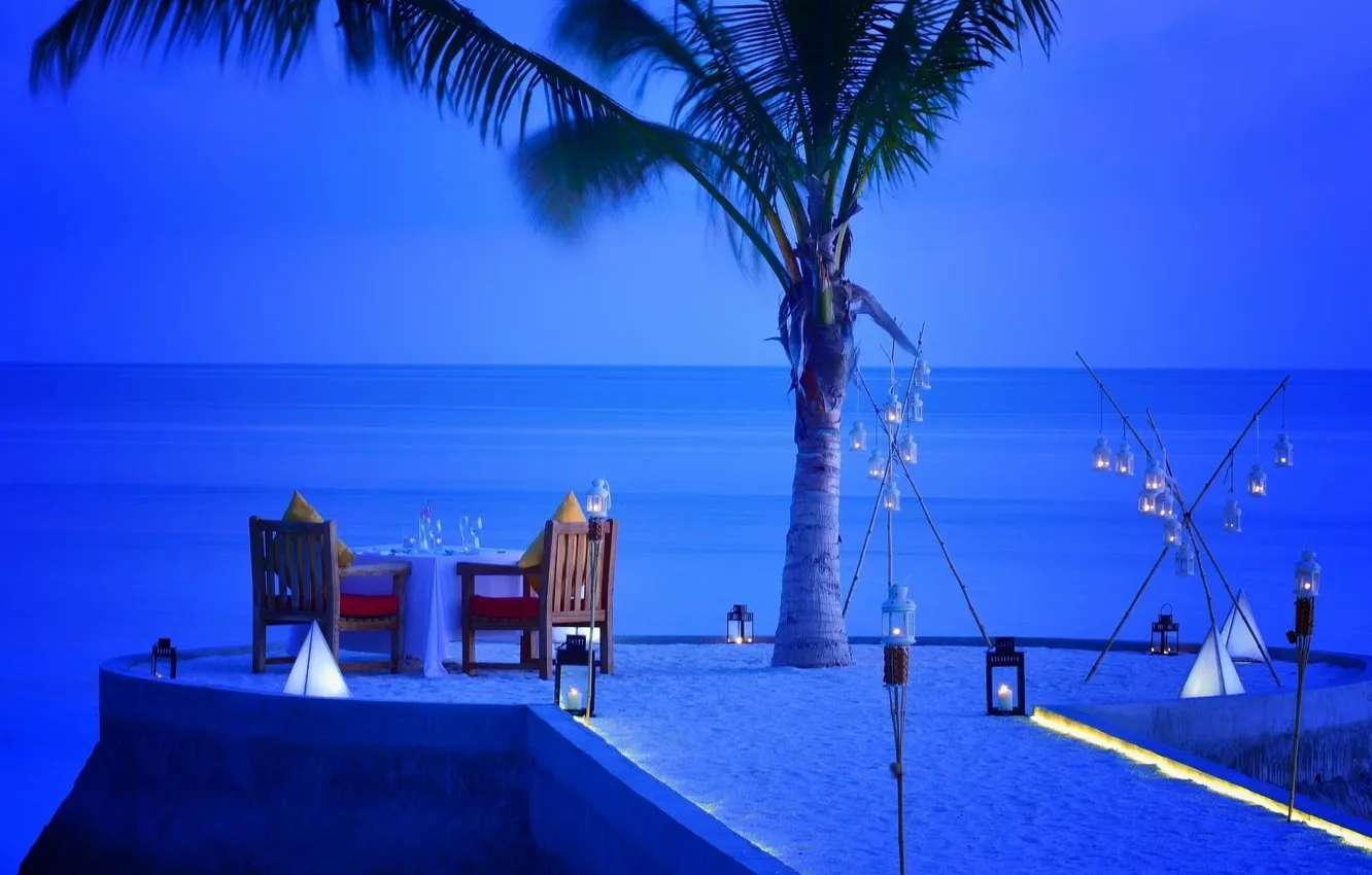 Фото обои океан, романтика, берег, вечер, свечи, Maldives, ужин, Jumeirah Vittaveli resort