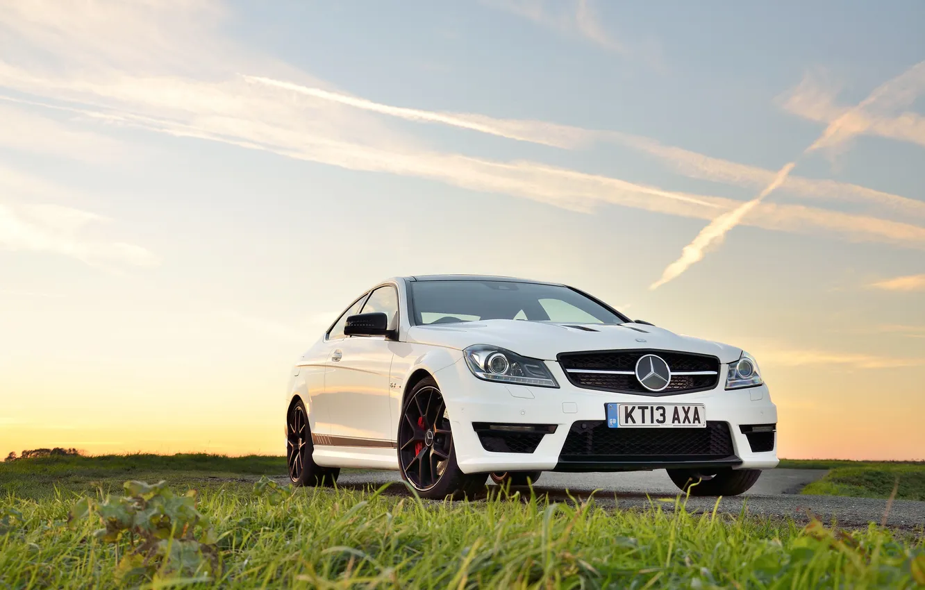 Фото обои Mercedes-Benz, white, AMG, front, C63, 507, C-Klasse, Edition